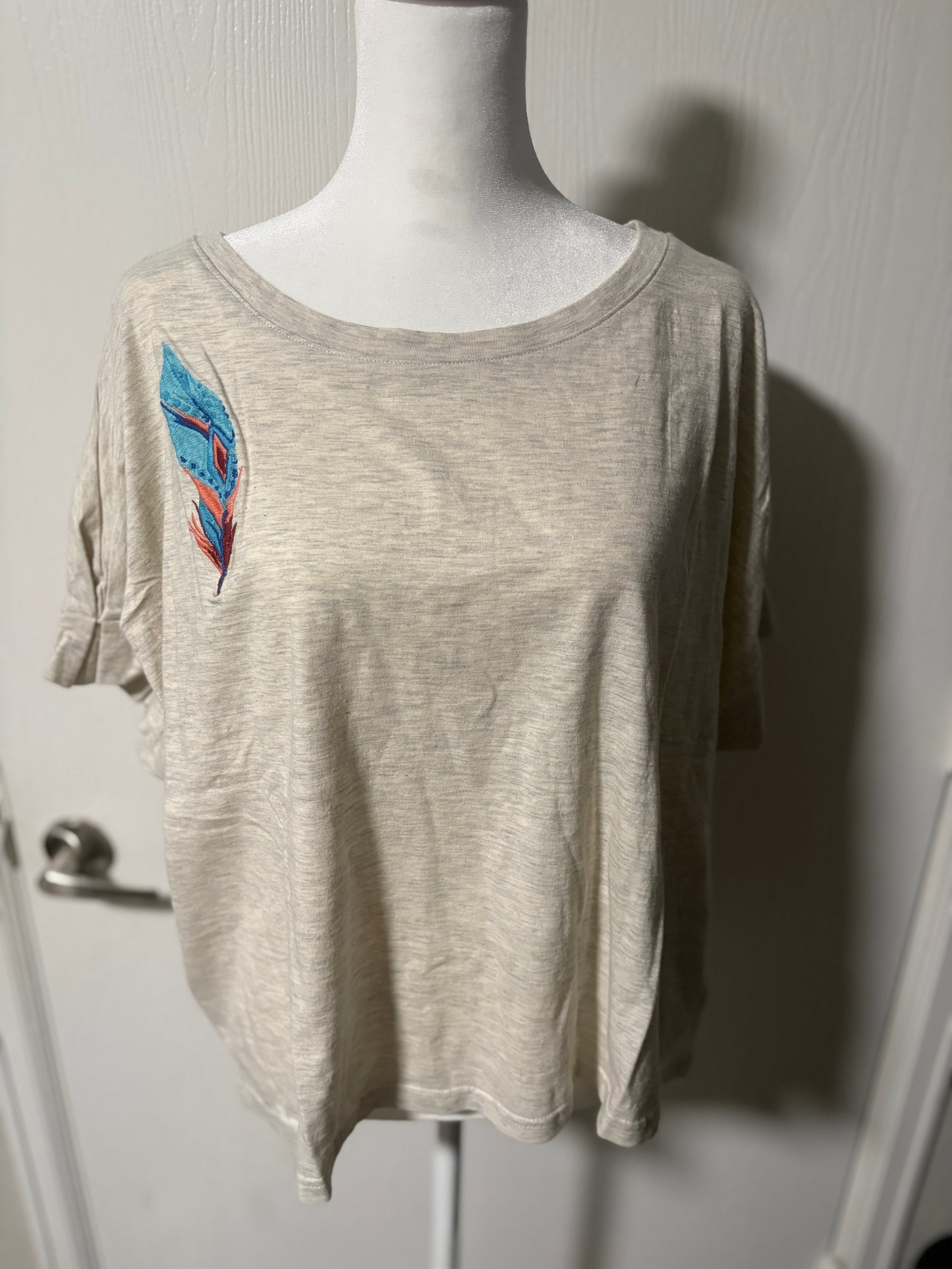 Roper women’s top M