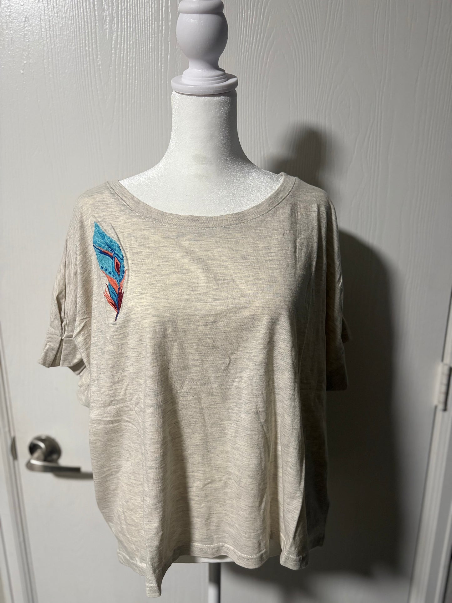 Roper women’s top M